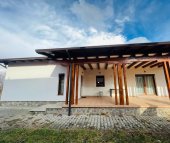 Inchiriere casa-vila Brasov Cristian 